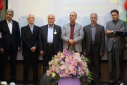 اهدای چهاردهمین نشان سلامت اجتماعی به استاد پیشکسوت دانشگاه علامه طباطبائی