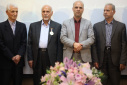 اهدای چهاردهمین نشان سلامت اجتماعی به استاد پیشکسوت دانشگاه علامه طباطبائی
