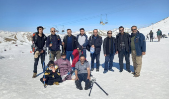 برگزاری اردوی فرهنگی ورزشی اساتید و کارکنان  دانشکده  علوم اجتماعی در توچال تهران به روایت تصویر