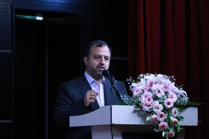 وزیر اقتصاد در جمع اعضای هیات علمی دانشگاه علامه طباطبائی: نیازمند دانشگاه‌های علوم انسانی و اجتماعی برای بالا بردن کیفیت امور اداری، سیاستگذاری و قانونگذاری هستیم