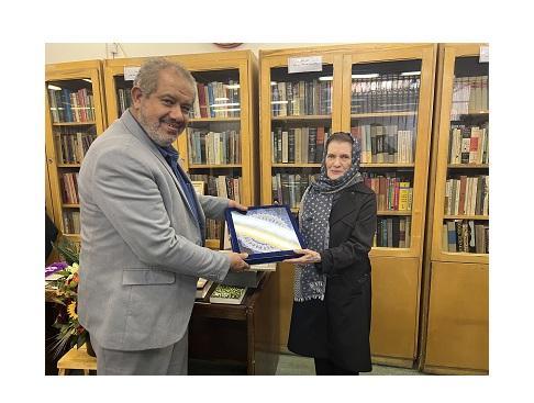 مراسم رونمایی از ۲۰۰۰ جلد کتاب اهدایی جناب آقای دکتر محمد اسعد نظامی به کتابخانه دانشکده