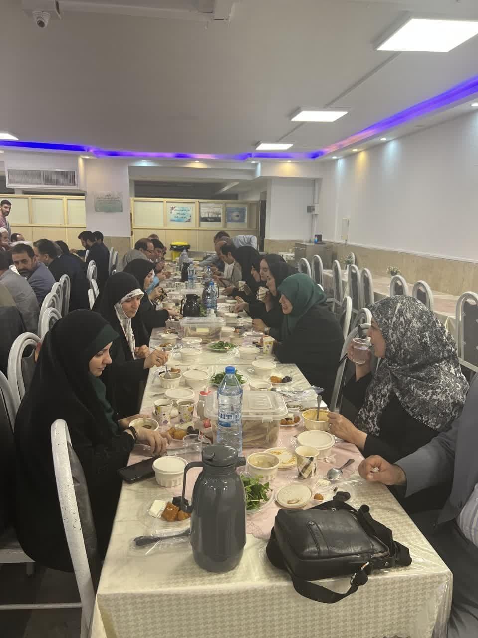 ضیافت افطاری ماه مبارک رمضان در دانشکده علوم اجتماعی  - دوشنبه ۲۰ فروردین ۱۴۰۳