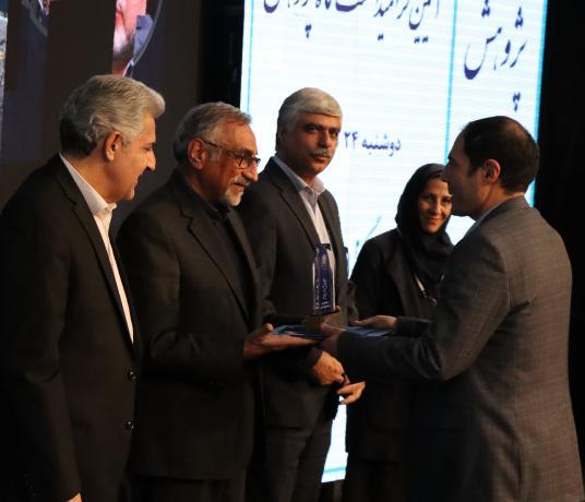 پژوهشگران برتر کشوری و دانشگاهی دانشگاه علامه‌طباطبائی معرفی و تقدیر شدند